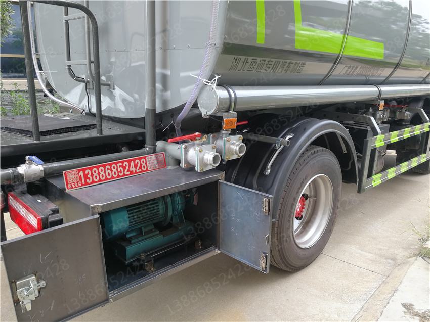 湖北盈通汽車湖北工地解放灑圖片